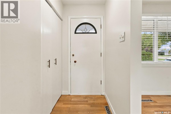4pc Bathroom - 67 Laird Crescent, Regina, SK S4R4N7 Photo 3
