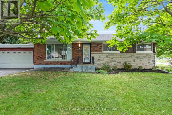 67 Maple Park Drive, Welland, ON L3C3X8 Photo 3