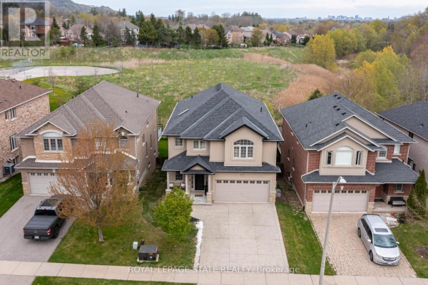 67 Newcombe Road, Hamilton, ON, photo 2