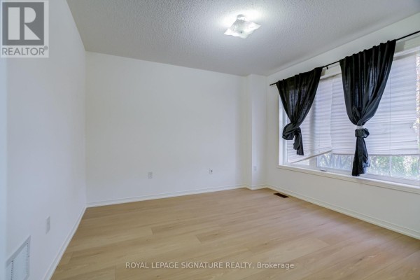 Dining room - 67 Prince Charles Way, Markham, ON L6C0B4 Photo 4
