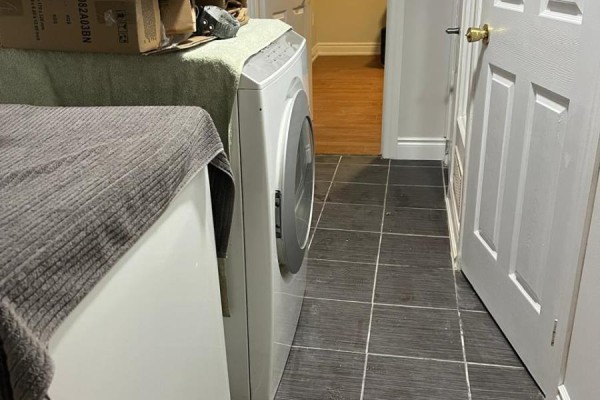 Laundry room - 67 Showboat Crescent, Brampton, ON L6V4R4 Photo 5