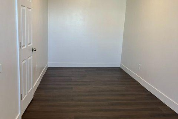67 St Paul Street, St  Catharines, ON, photo 3