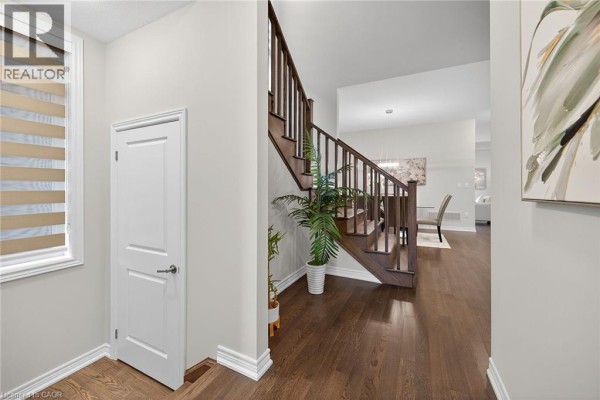 67 Starfire Crescent, Stoney Creek, ON, photo 3