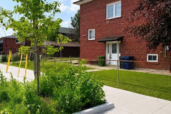 Primary Bedroom - 67 Stilecroft Drive, Toronto, ON M3J1A8 Photo 5
