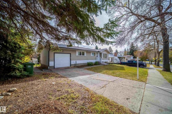 Kitchen - 67 Sunset Bv, St  Albert, AB T8N0N7 Photo 3