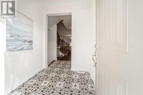 67 Ten Pines Road, Vaughan, ON, photo 3