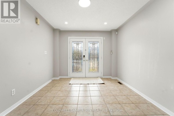 67 Tufton Crescent, Brampton, ON, photo 3