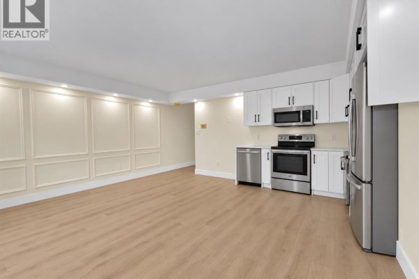 Living room/Dining room - 670 Cameron Unit# 101, Windsor, ON N9B1Z1 Photo 3