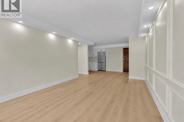 Living room/Dining room - 670 Cameron Unit# 102, Windsor, ON N9B1Z1 Photo 3