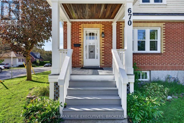 670 Johnson Street, Kingston, ON, photo 3
