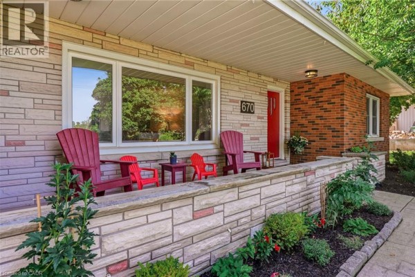 4pc Bathroom - 670 Thompson Road, Flamborough, ON L0R2B0 Photo 5