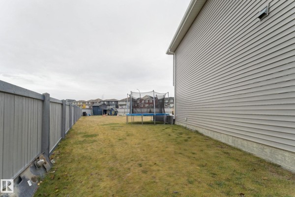 Primary Bedroom - 6706 24 Av Sw, Edmonton, AB T6X2A9 Photo 5
