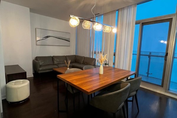 Bedroom 2 - 6709 - 14 York Street, Toronto, ON M5J0B1 Photo 5