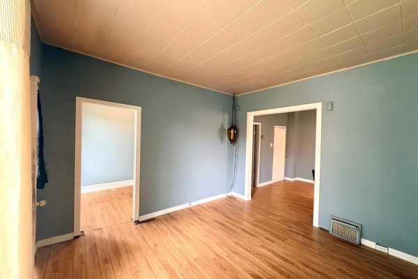 Bedroom - 671 Boyd Avenue, Winnipeg, MB R2W1R4 Photo 5