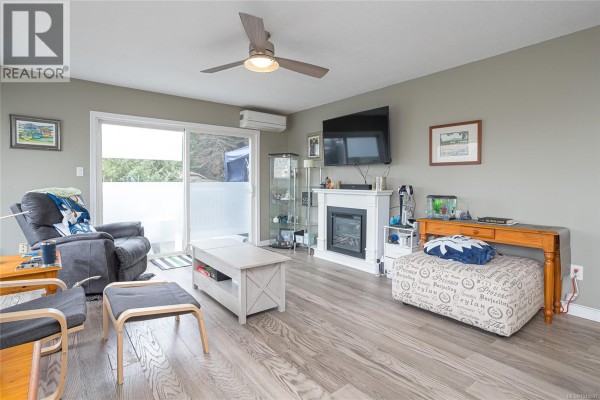 Entrance - 671 Marsh Wren Pl, Nanaimo, BC V9T5R4 Photo 5