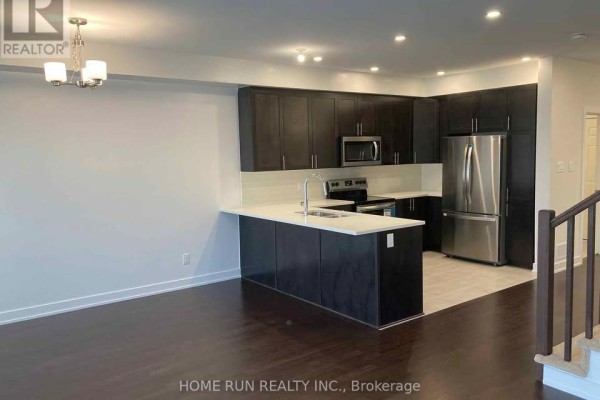 671 Rathburn Lane, Ottawa, ON K1T0V9 Photo 3