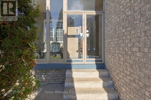 671 Twain Avenue, Mississauga, ON, photo 3
