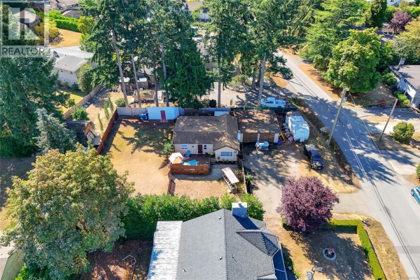 Laundry room - 6713 Buena Vista Rd, Central Saanich, BC V8Z5X1 Photo 4