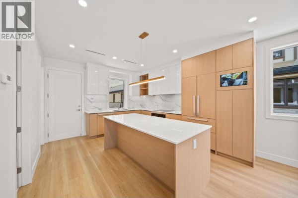 6720 Francis Road, Richmond, BC V7C1K4 Photo 2