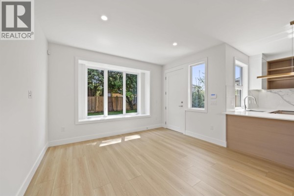 6726 Francis Road, Richmond, BC V7C1K5 Photo 3