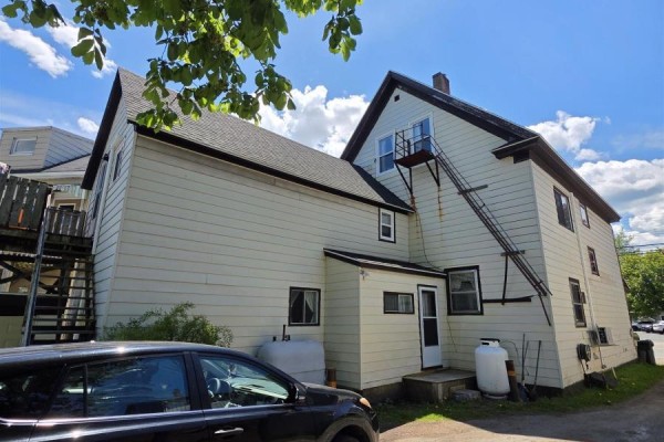 673 George St Street, Sydney, NS B1P1L2 Photo 3