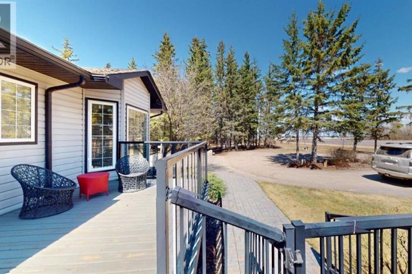 Kitchen - 673078 Rr 185, Grassland, AB T0A1V0 Photo 2