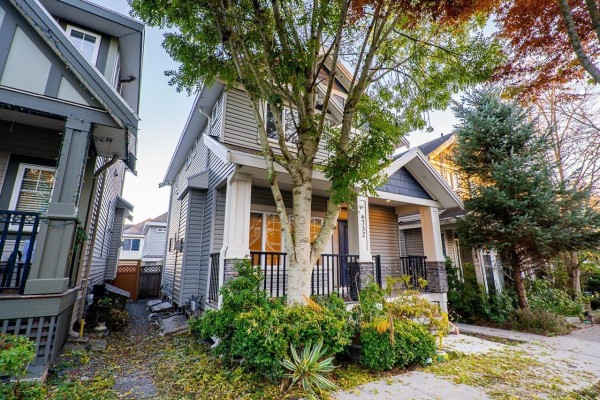 6732 191a Street, Surrey, BC V4N6A4 Photo 2