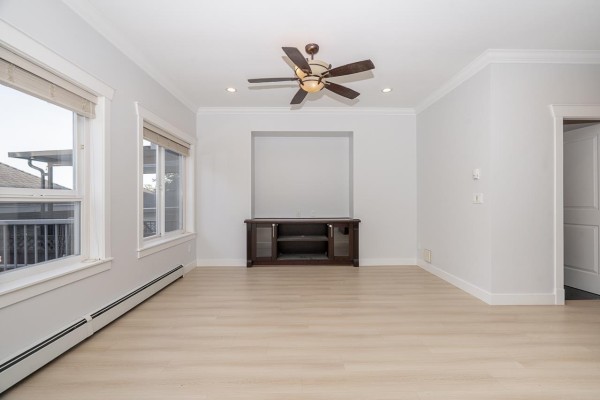 6732 191a Street, Surrey, BC V4N6A4 Photo 4