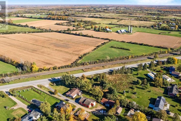 6739 43 Highway, Perth, ON K7H3C7 Photo 5