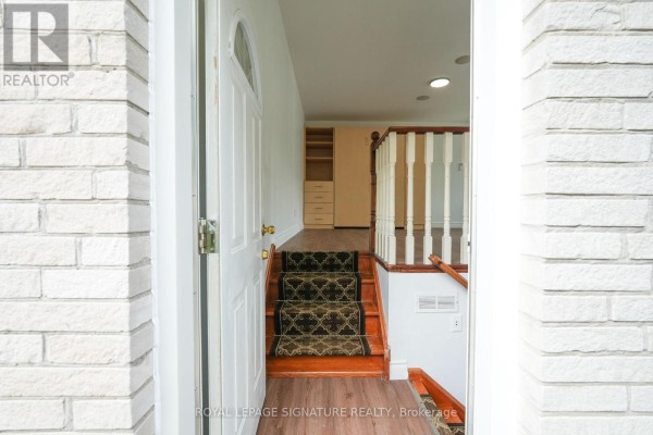 674 Abana Road, Mississauga, ON, photo 2