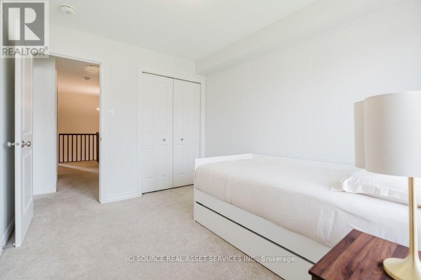 674 Capricorn Circle, Ottawa, ON, photo 2