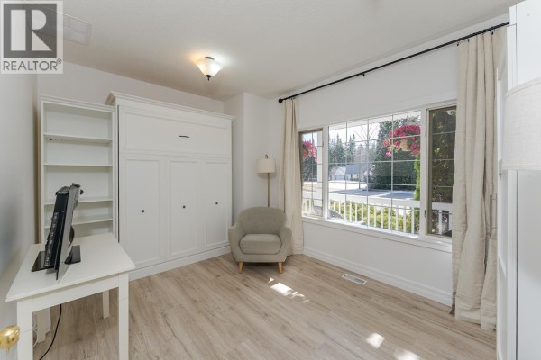 Dining room - 6743 Valleyview Drive, Prince George, BC V2K4C4 Photo 5