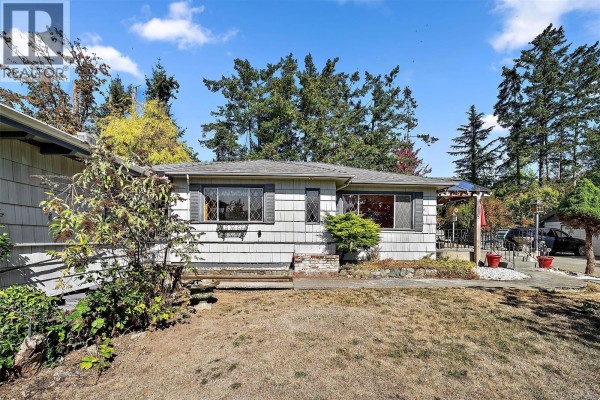 Patio - 675 Kilmalu Rd, Mill Bay, BC V8H1E2 Photo 4