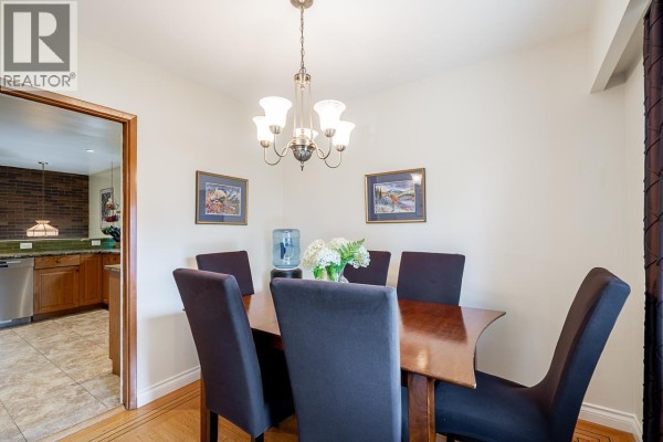 675 Newport Street, Coquitlam, BC V3J3H5 Photo 5