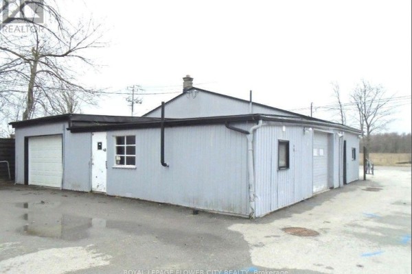 676 Lorne Avenue E, Stratford, ON, photo 3