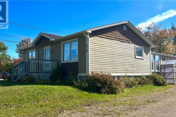 Utility room - 676 St-pierre O Boulevard, Caraquet, NB E1W1A1 Photo 5