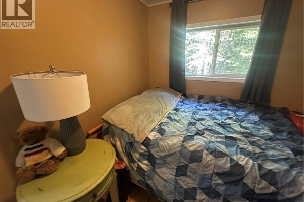 4pc Ensuite bath - 6766 Dokkie Access Road, Chetwynd, BC V0C1J0 Photo 2
