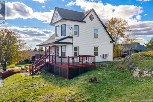 677 Fundy Drive, Saint John, NB, photo 2