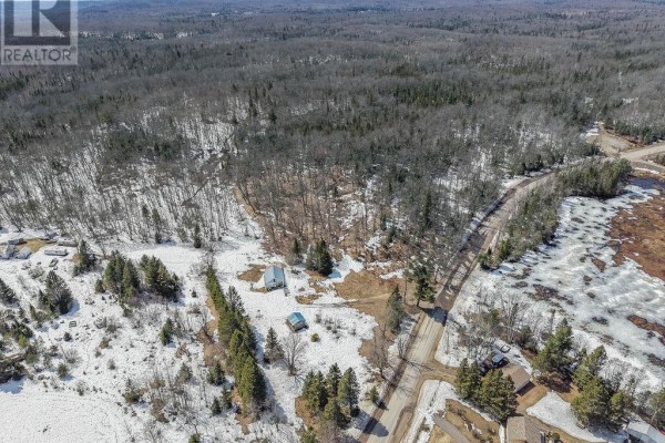 677 Maki Rd, Sault Ste  Marie, ON, photo 2