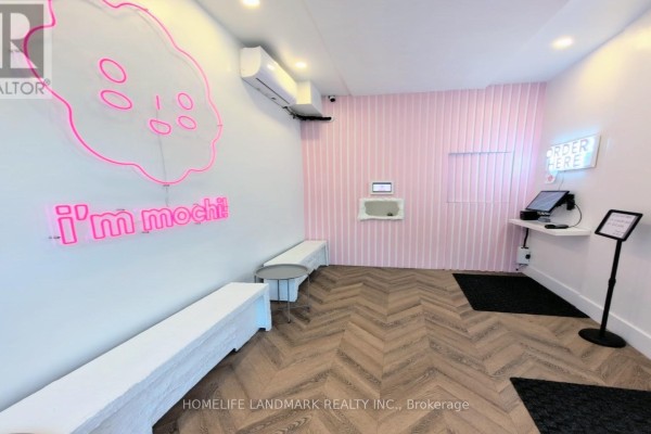 677 Queen Street W, Toronto, ON M6J1E6 Photo 2