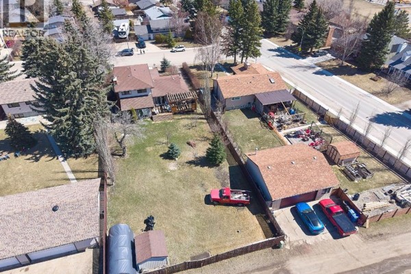 677 Wallace Drive, Carstairs, AB, photo 3