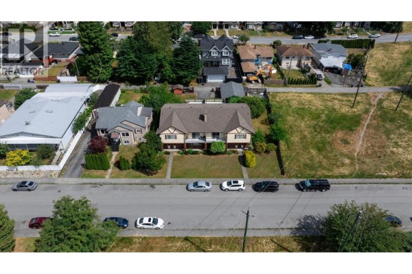 6775 -6777 Balmoral Street, Burnaby, BC V5E1J2 Photo 2