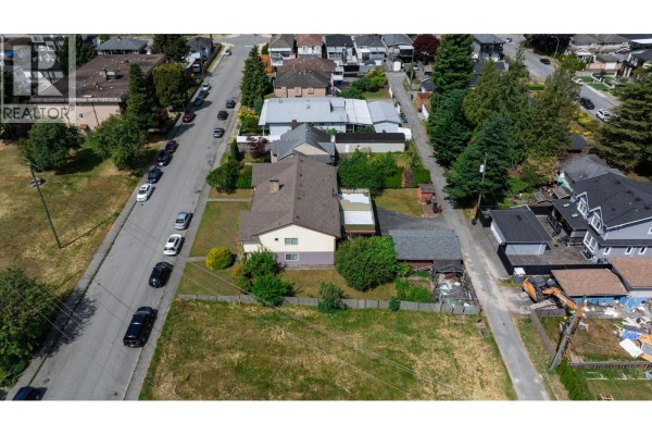 6775 -6777 Balmoral Street, Burnaby, BC V5E1J2 Photo 3