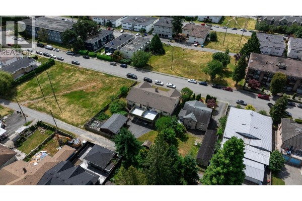 6775 -6777 Balmoral Street, Burnaby, BC V5E1J2 Photo 5