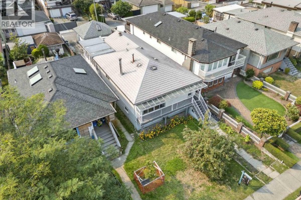 6777 Kerr Street, Vancouver