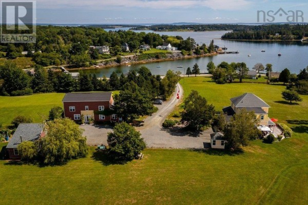 678 Oakland Road, Indian Point, NS B0J2E0 Photo 5