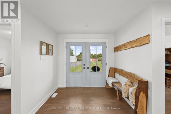 Office - 6780 Third Line Road S, Ottawa, ON K0A2E0 Photo 4