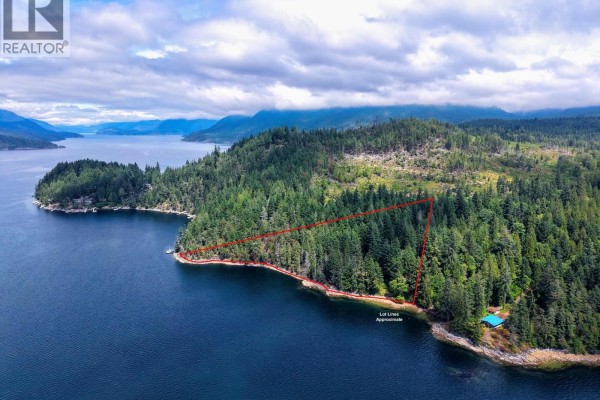 6787 Sechelt Inlet Road, Sechelt, BC, photo 2