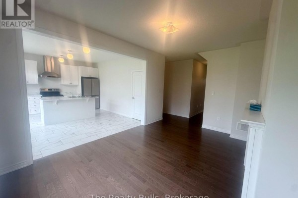 Bedroom 3 - 679 Anishinaabe Drive, Shelburne, ON L6V2R4 Photo 4