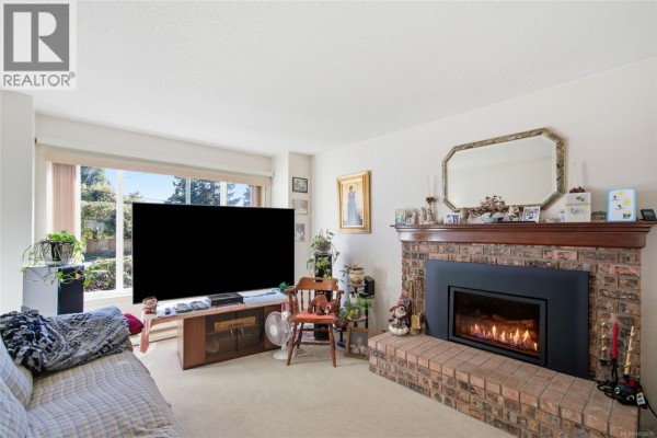 679 Georgia Ave, Nanaimo, BC, photo 3